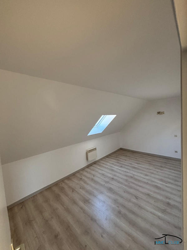 Appartement - 180 m² - 9 pièces