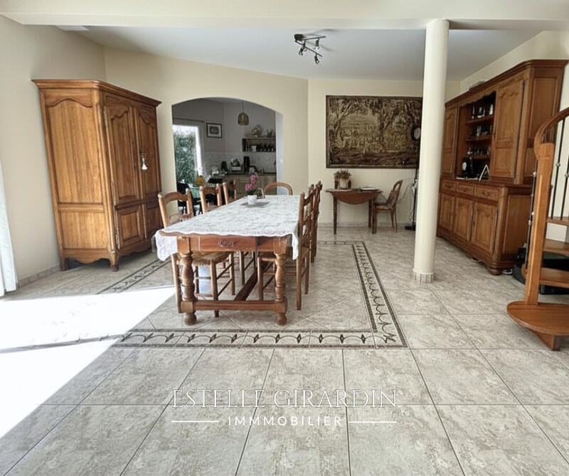 Maison - 146 m² - 6 pièces