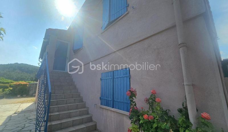 Maison traditionnelle - 140 m² - 6 pièces