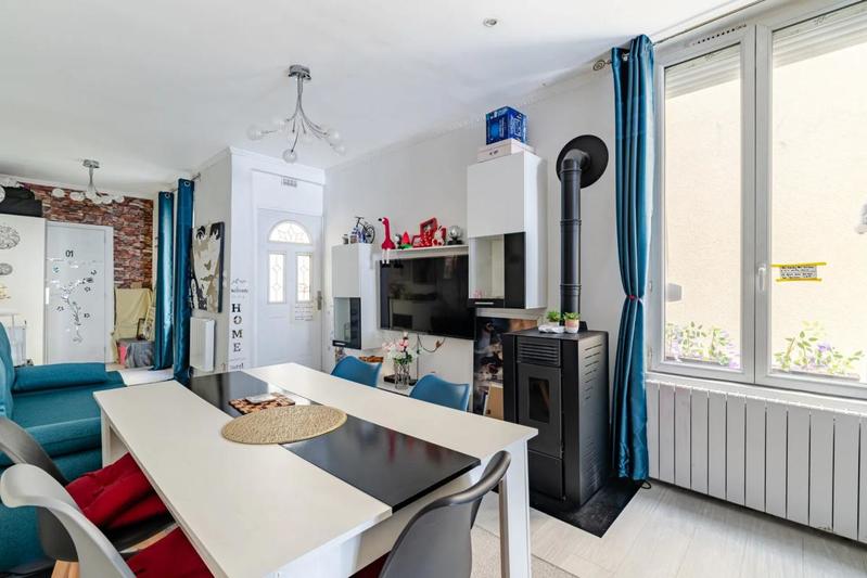 Maison - 70 m² - 4 pièces