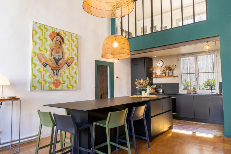 Appartement - 227 m² - 7 pièces