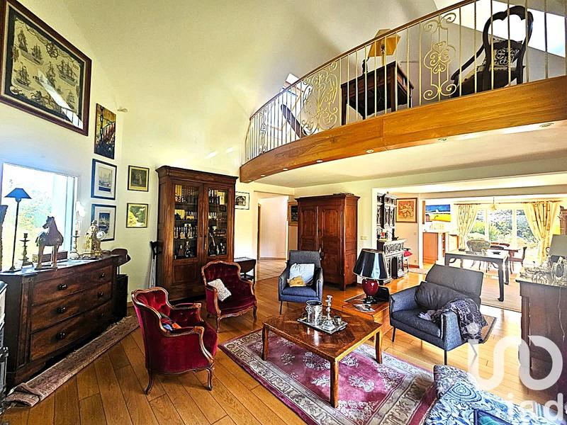 Maison - 158 m² - 7 pièces