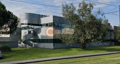 Bureau - 211 m²