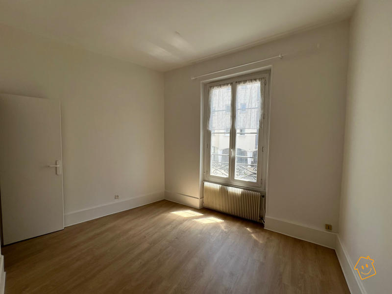Appartement - 104 m² - 4 pièces
