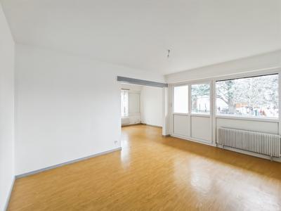 Appartement - 77 m² - 4 pièces