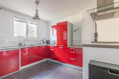 Chambre - 85 m² - 1 pièce