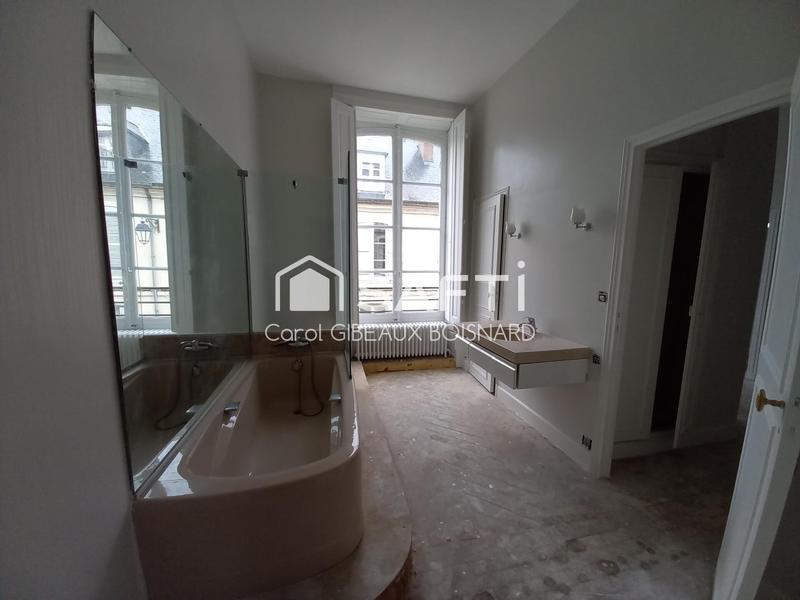 Maison de maîtres - 419 m² - 14 pièces