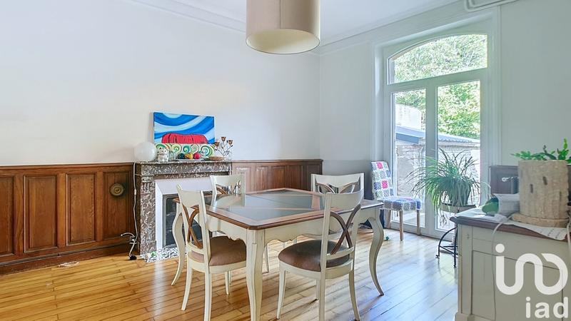 Maison de ville - 220 m² - 8 pièces