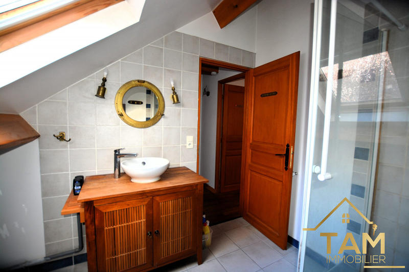 Maison - 110 m² - 4 pièces