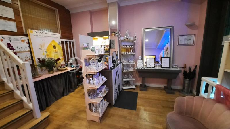 Beauté / Bien-être - 76 m²