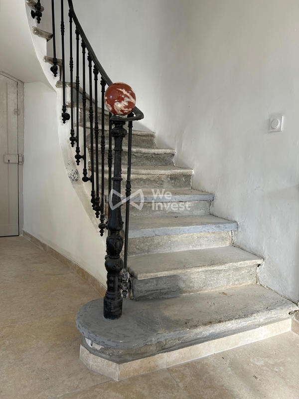 Maison ancienne - 180 m² - 6 pièces