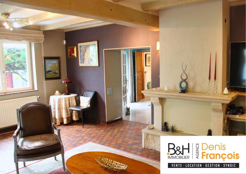 Maison - 217 m² - 7 pièces