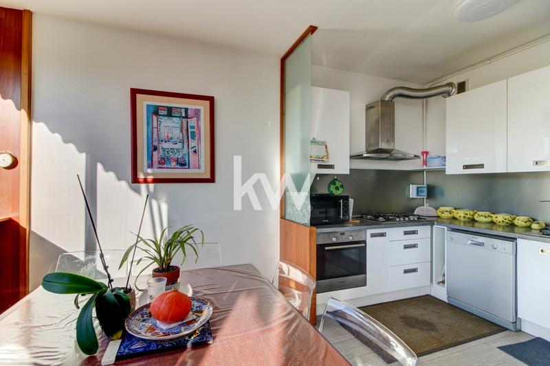 Appartement - 107 m² - 4 pièces