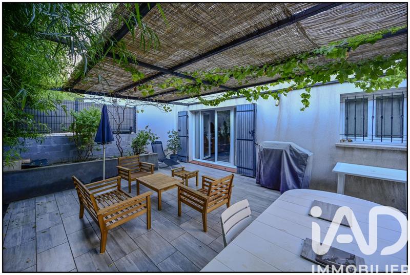 Maison - 90 m² - 5 pièces