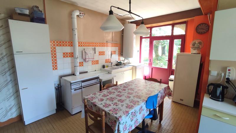 Maison ancienne - 197 m² - 8 pièces