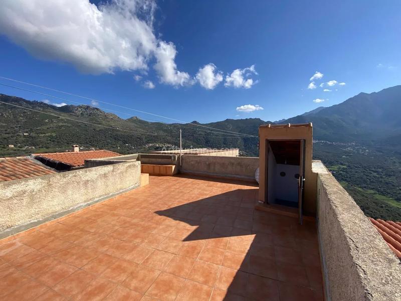 Maison - 73 m² - 4 pièces