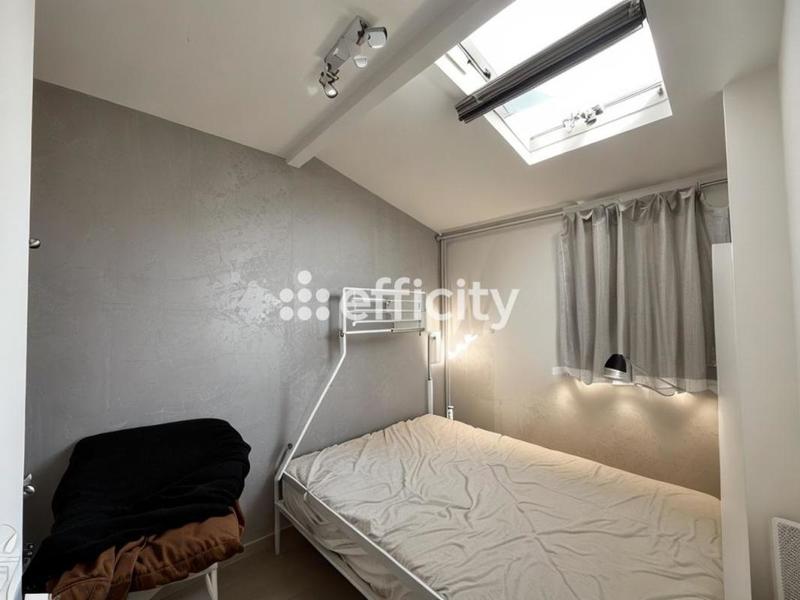 Immeuble - 203 m² - 10 pièces