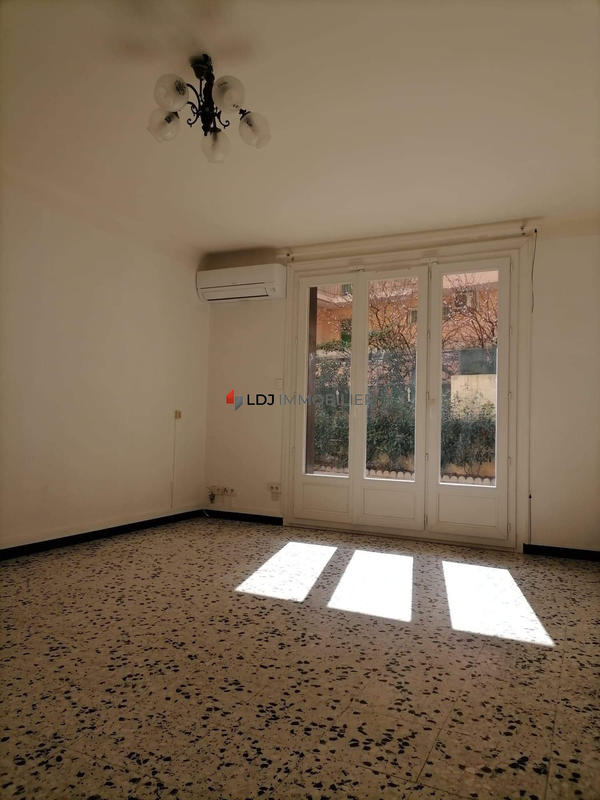 Appartement - 56 m² - 2 pièces