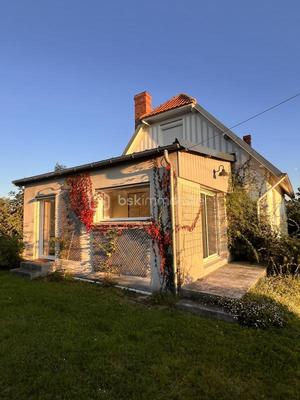 Maison traditionnelle - 110 m² - 4 pièces