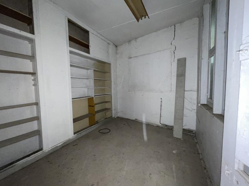 Local commercial - 629 m² - 14 pièces