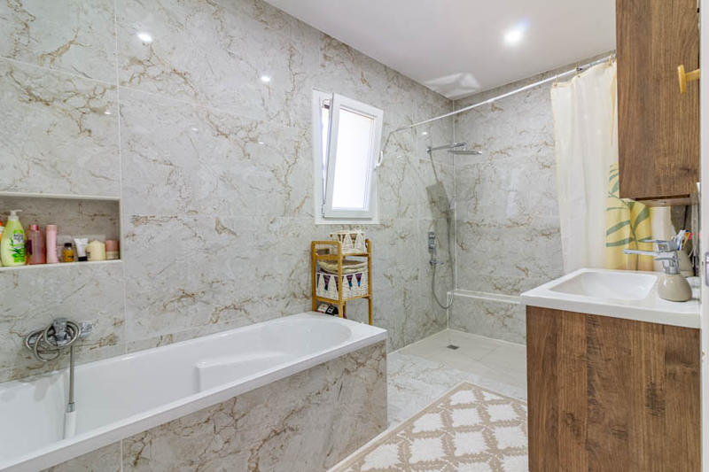 Maison - 135 m² - 4 pièces