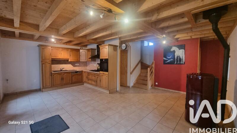 Maison - 75 m² - 5 pièces