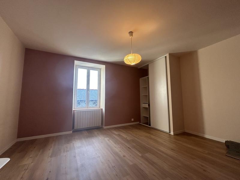 Appartement - 85 m² - 3 pièces