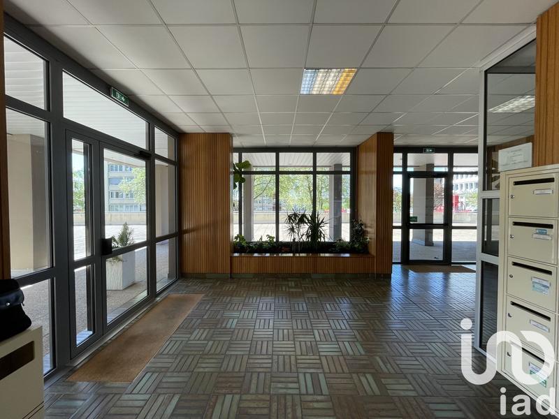 Appartement - 77 m² - 3 pièces