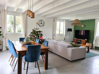 Maison - 150 m² - 6 pièces