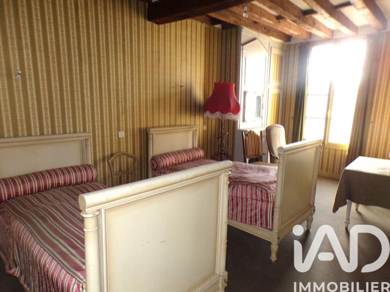 Maison - 444 m² - 16 pièces