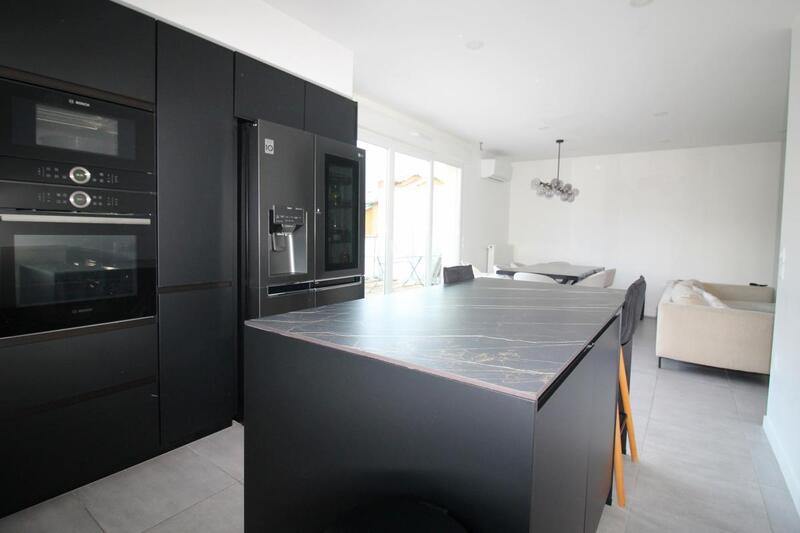 Appartement - 84 m² - 4 pièces