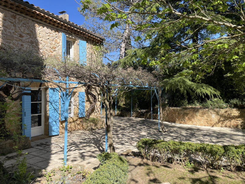 Maison - 290 m² - 10 pièces