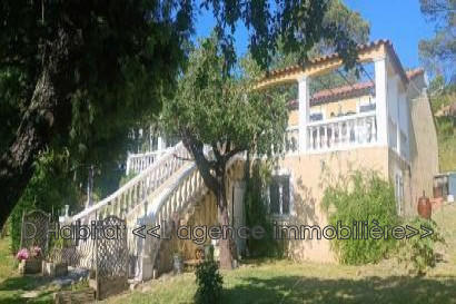 Villa - 205 m² - 7 pièces