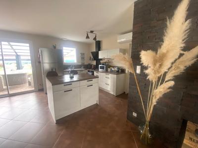 Maison - 110 m² - 6 pièces