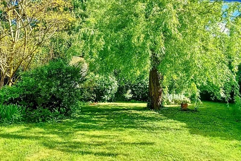 Maison - 257 m² - 9 pièces