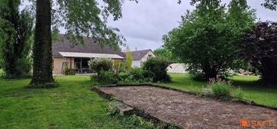 Maison - 166 m² - 7 pièces