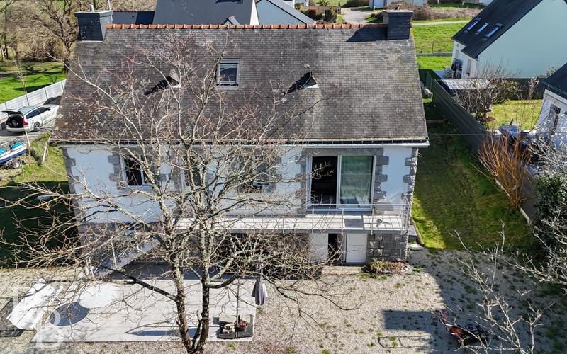 Maison - 105 m² - 5 pièces