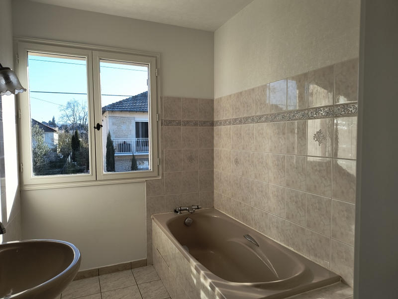 Maison - 107 m² - 4 pièces