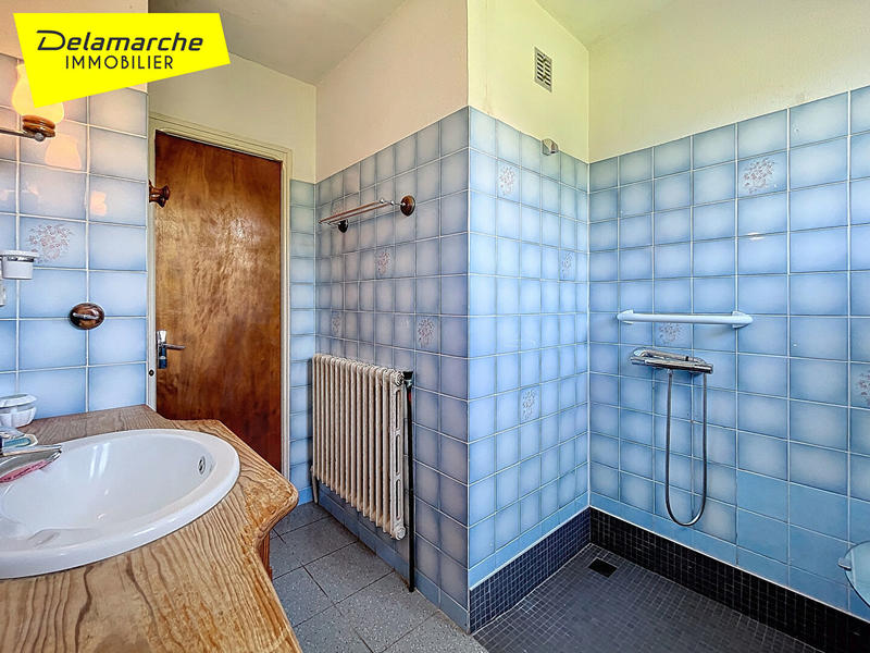 Maison - 204 m² - 8 pièces