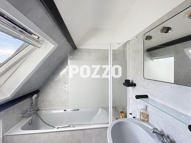 Maison - 115 m² - 6 pièces