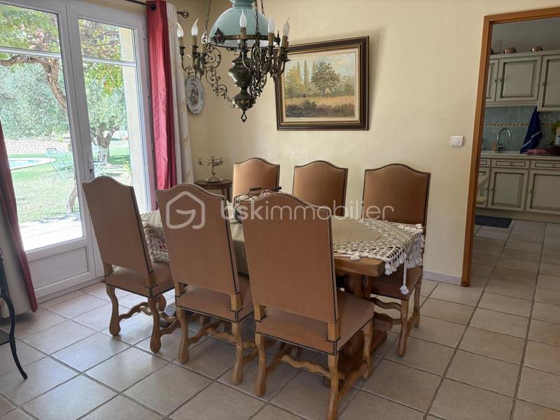 Villa - 196 m² - 7 pièces