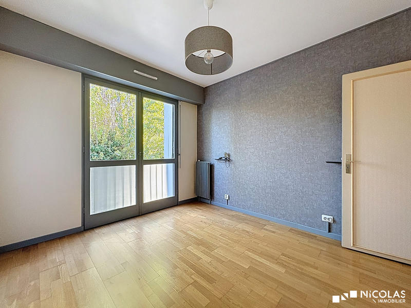 Appartement - 75 m² - 3 pièces