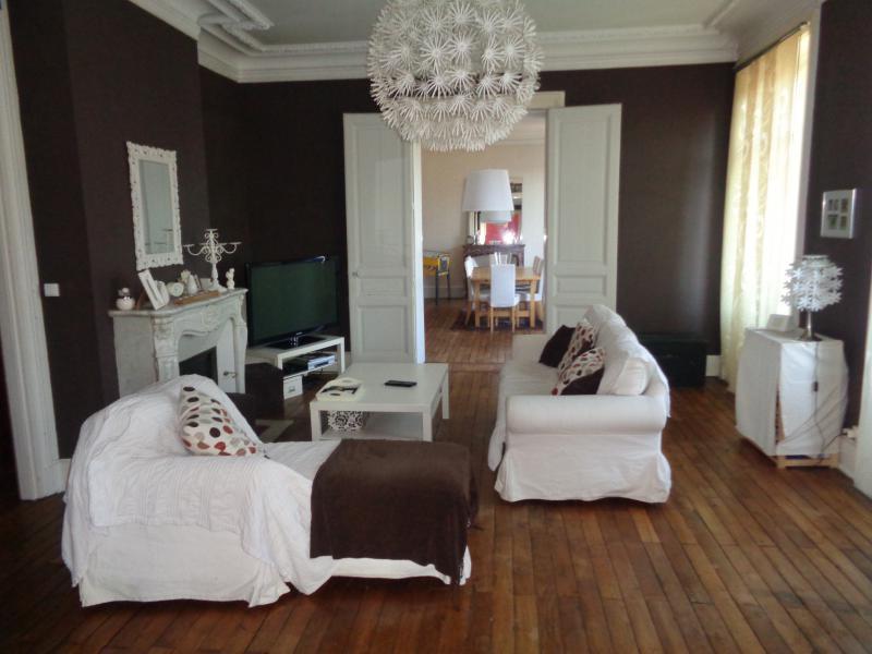 Appartement - 186 m² - 7 pièces