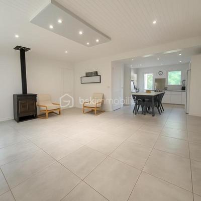 Corps de ferme - 140 m² - 6 pièces