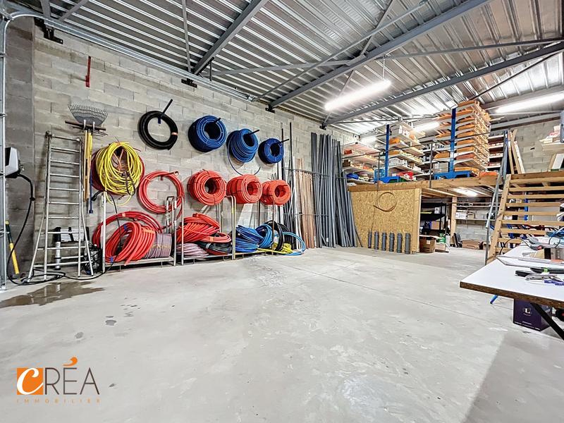 Local d'activités - 180 m²