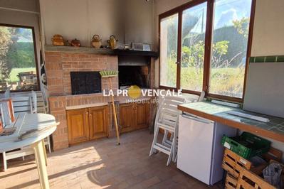 Villa - 184 m² - 6 pièces