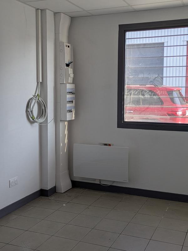 Bureau - 242 m² - 5 pièces