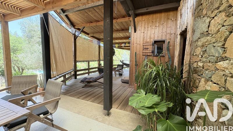 Maison - 168 m² - 6 pièces