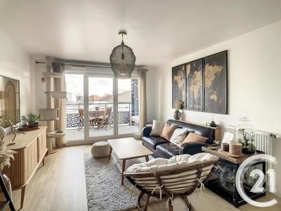 Appartement - 60 m² - 3 pièces