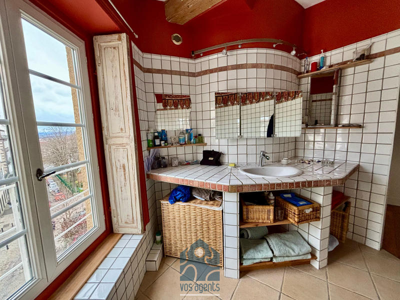 Appartement - 93 m² - 3 pièces